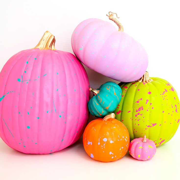 Don't like gloomy, dark colors? These '90s Neon splatter-painted&nbsp;pumpkins will brighten up your home. They're so simple to make that even children can do it!