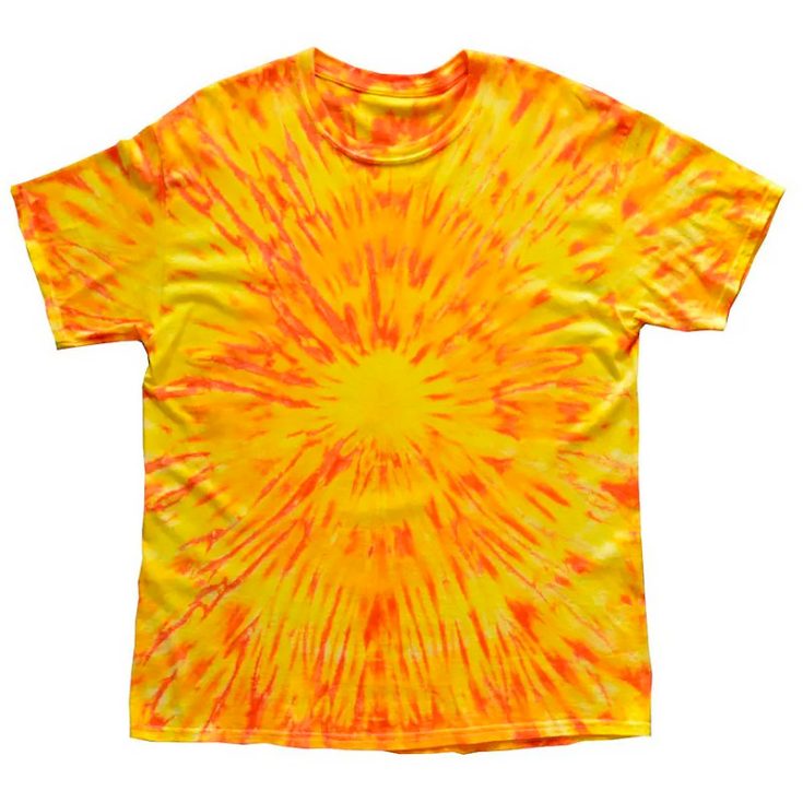 Do you come from a tropical country like I do? Then this sun rays inspired tie dye pattern will be highly evocative of home for you!