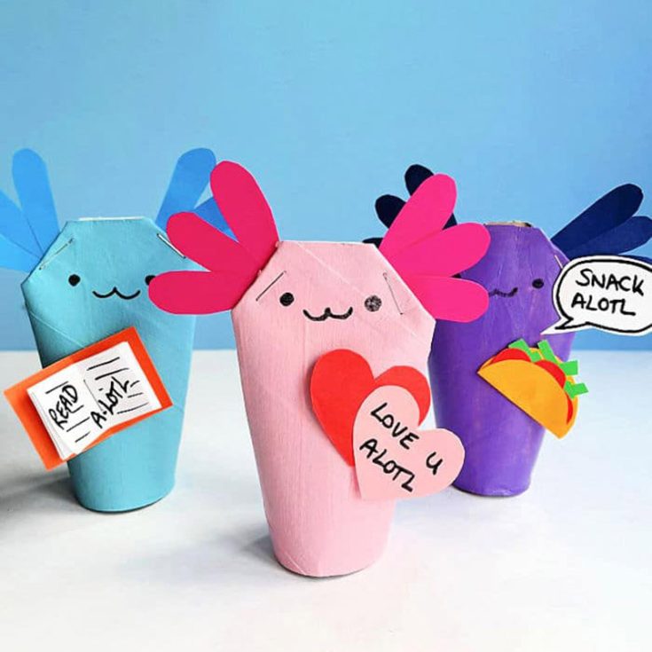 Aren&rsquo;t axolotls just the cutest sea creatures you have ever seen? Now you can have your very own axolotl with this fun toilet roll craft! Use paper of different colors to create the distinctive features of this adorable amphibian, including its frilly gills and cute smiles.