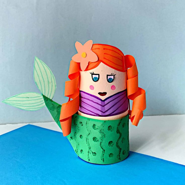 Dive under the sea with this paper tube mermaid craft inspired by Disney&rsquo;s Little Mermaid! Encourage your kids to unleash their creativity and to design their own little mermaids with different tail colors and hairstyles.