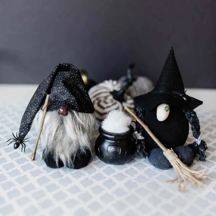 Gnomes can be spooky too! With these fun wizard and witch outfits, your gnomes will be all set to join in on the Halloween fun. They&rsquo;re perfect for displaying around the spooky season.