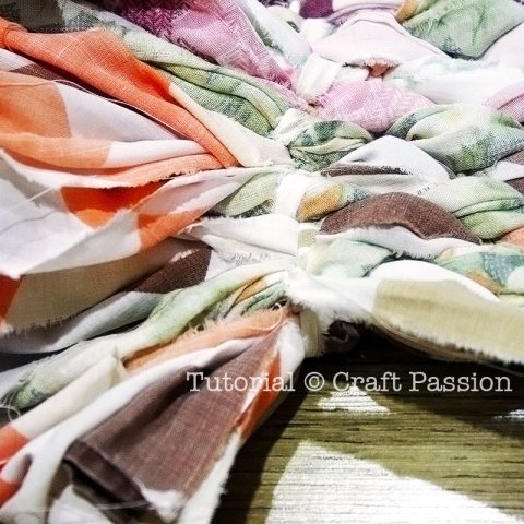 How To Make A Rag Rug - Woven Rug • Easy Recycle Craft